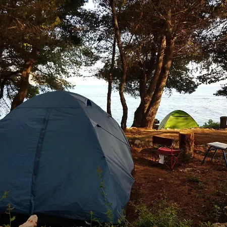 The Sea Cave * הימארה