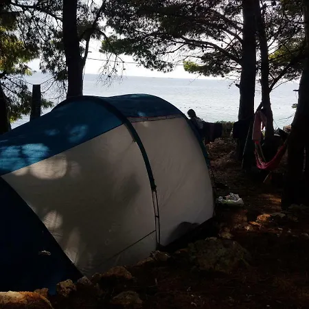 Campsite The Sea Cave *