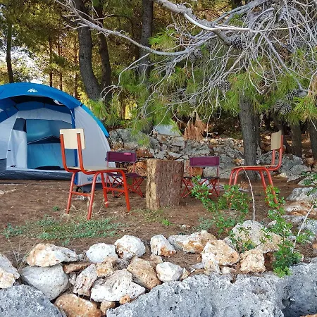 Campsite The Sea Cave Himare